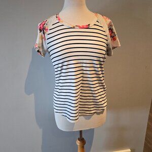H&M Women’s Floral Mixed Print Striped Tee | Size Medium | White & Black
